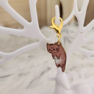 Marqueur de Maille/Chat marron et blanc